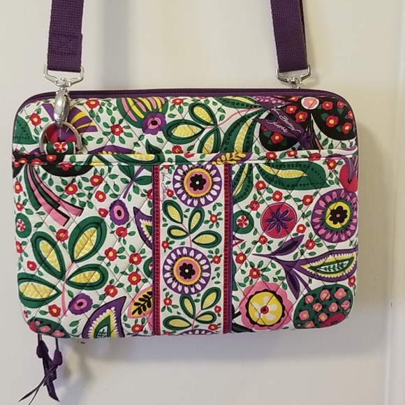 Vera Bradley Accessories - Vera Bradley EUC Hardshell Ipad or Kindle Case
